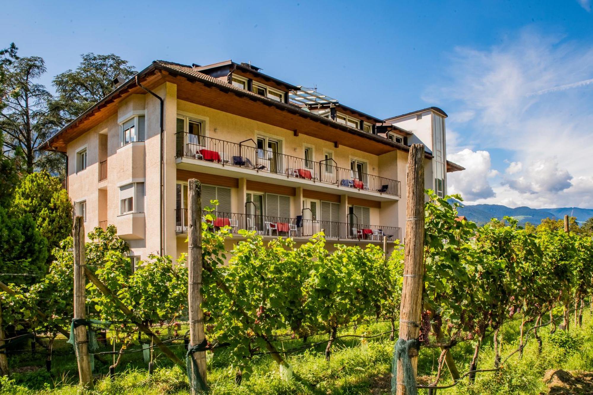 Weingarten Terlan - Rooms & Breakfast Экстерьер фото